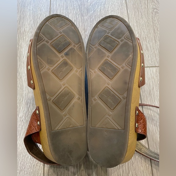 Size 9 Sam Edelman brown studded wedges - Picture 7 of 8